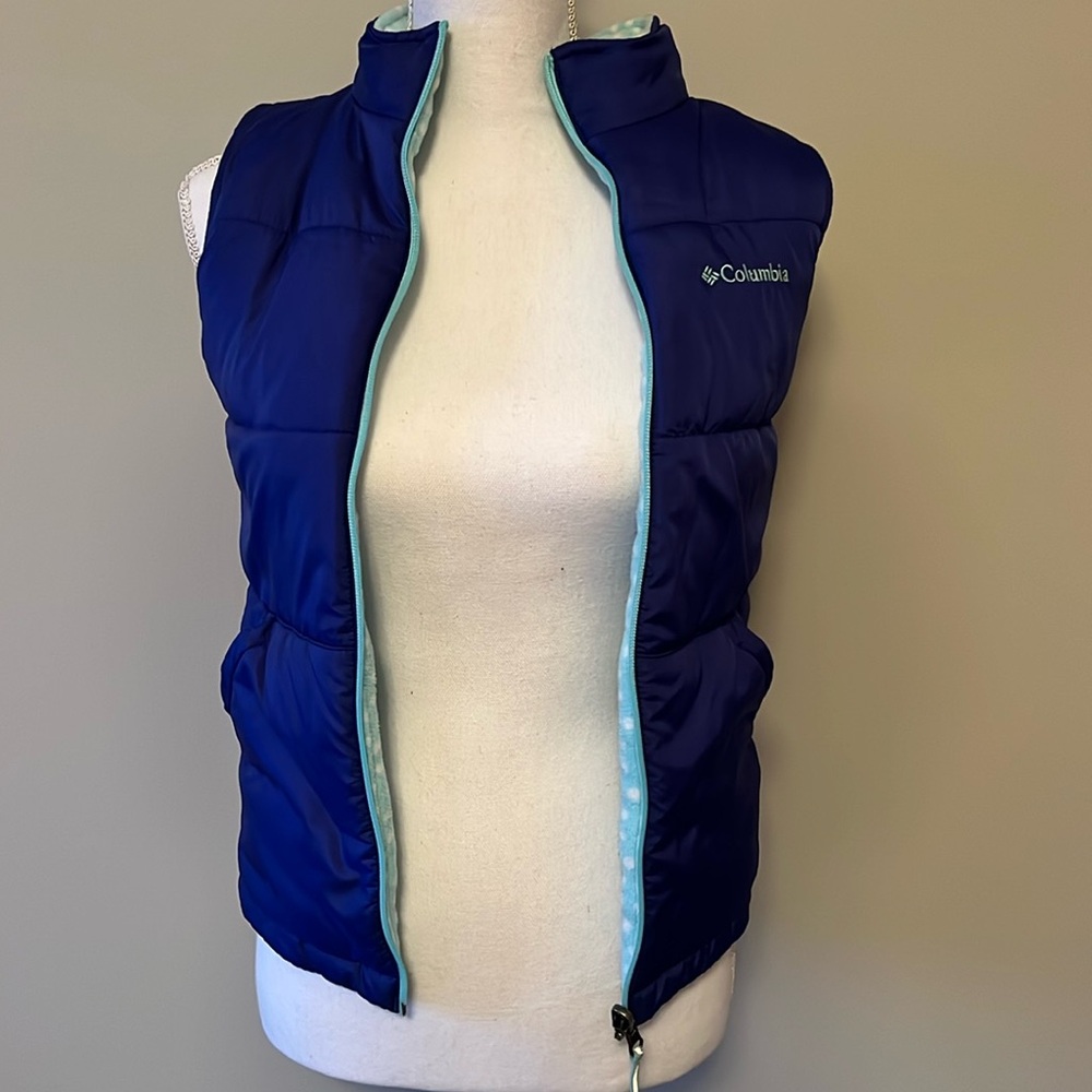 Columbia reversible puffer vest, XS. Dark Periwinkle and light aqua